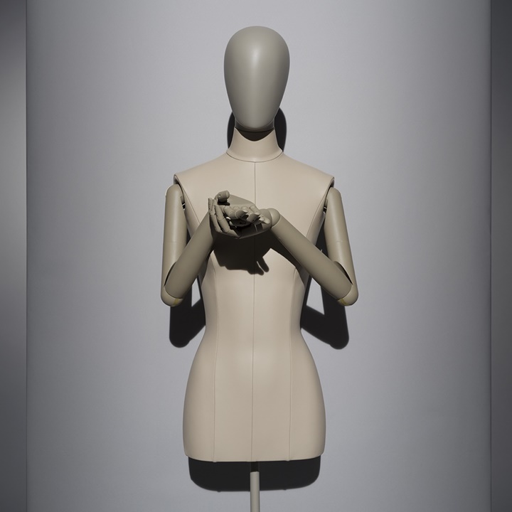 NEUTRALS-405 Torso mannequins – Torsos mannequins Hans Boodt Mannequins